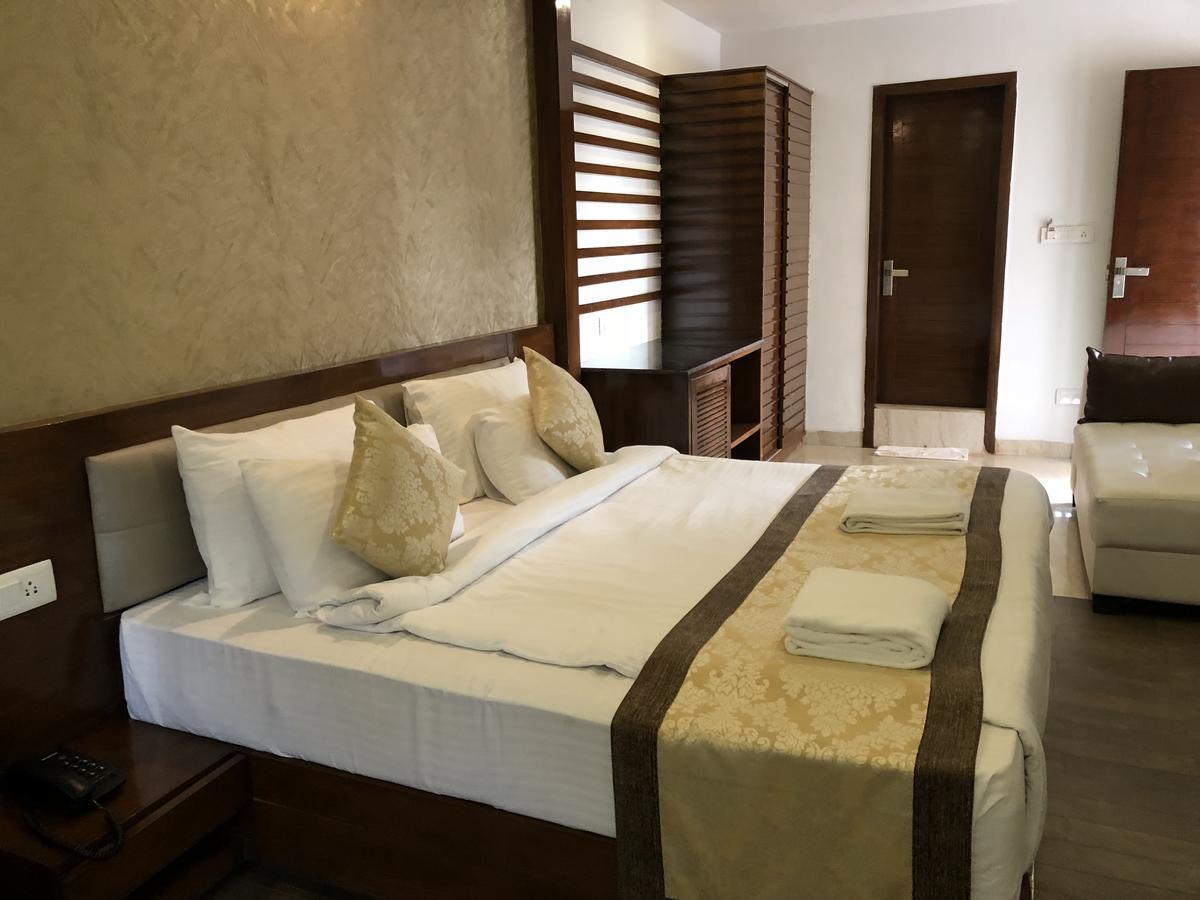 The Verda Le Pearl Candolim Exterior photo